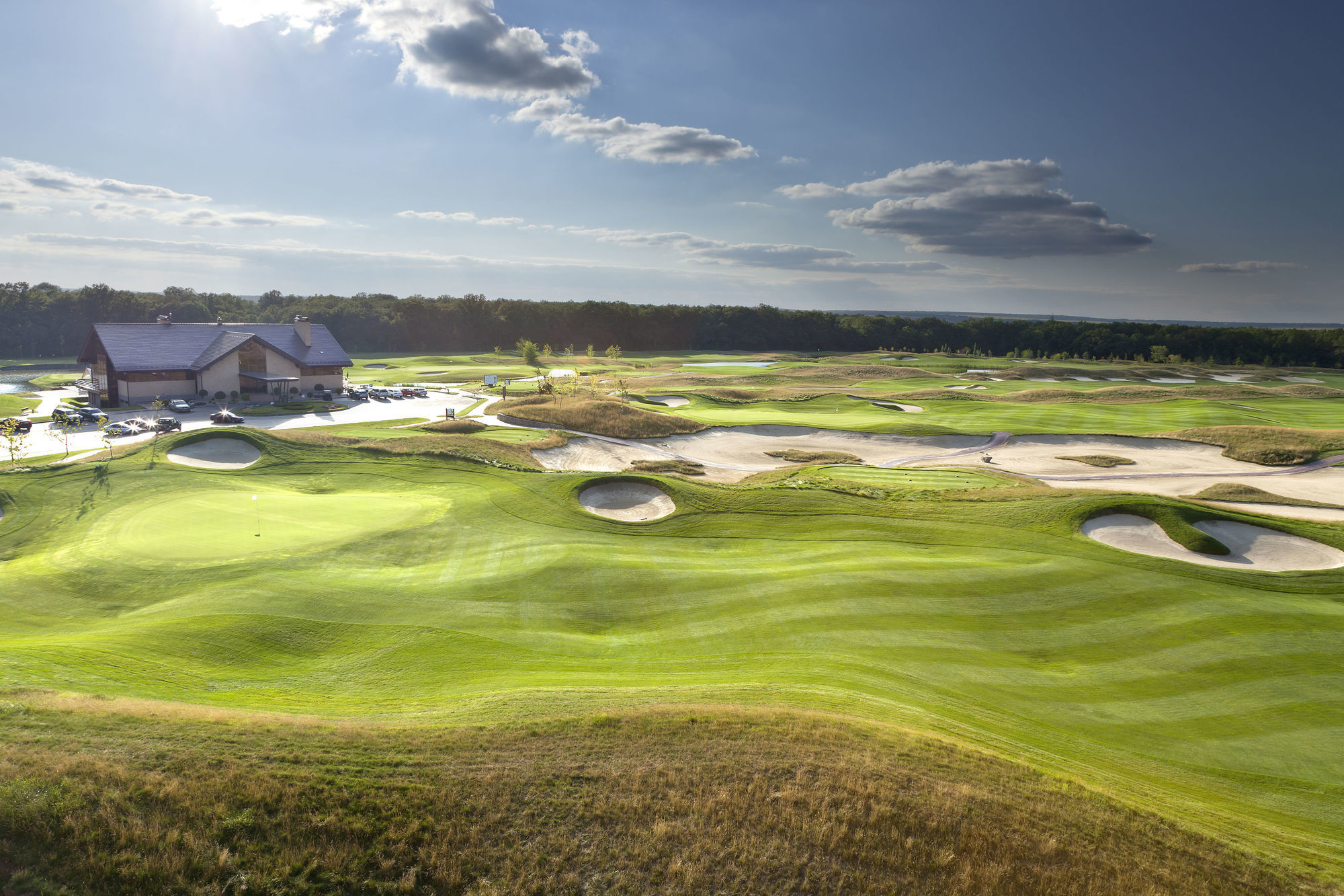 Superior Golf And Spa Resort ハルキウ エクステリア 写真